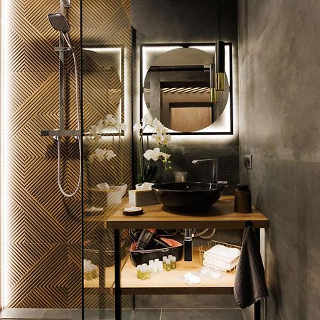 ברטיסלאבה Leo Apartment Suite & Private Spa Zone - Old City מראה חיצוני תמונה