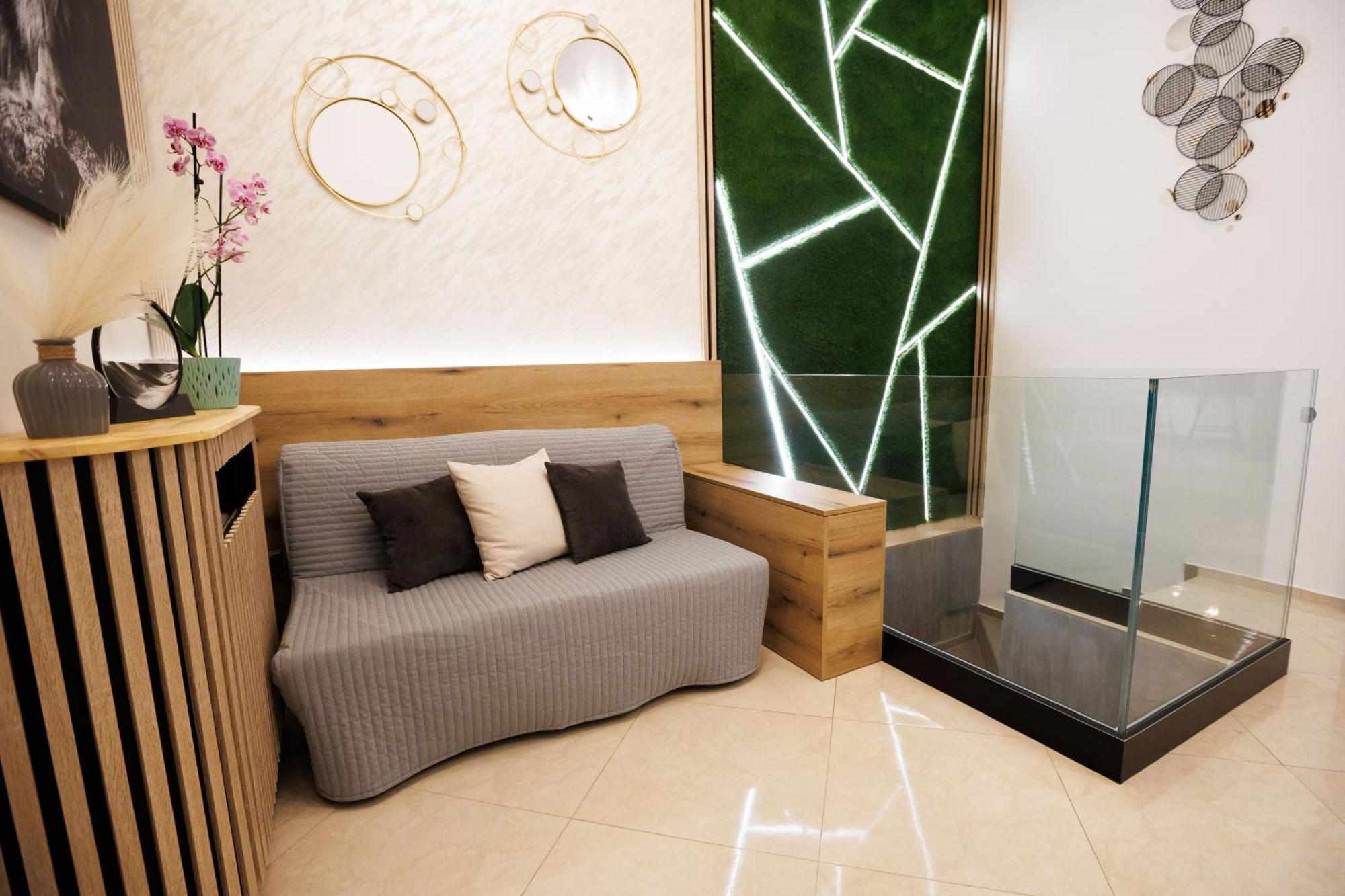 ברטיסלאבה Leo Apartment Suite & Private Spa Zone - Old City מראה חיצוני תמונה