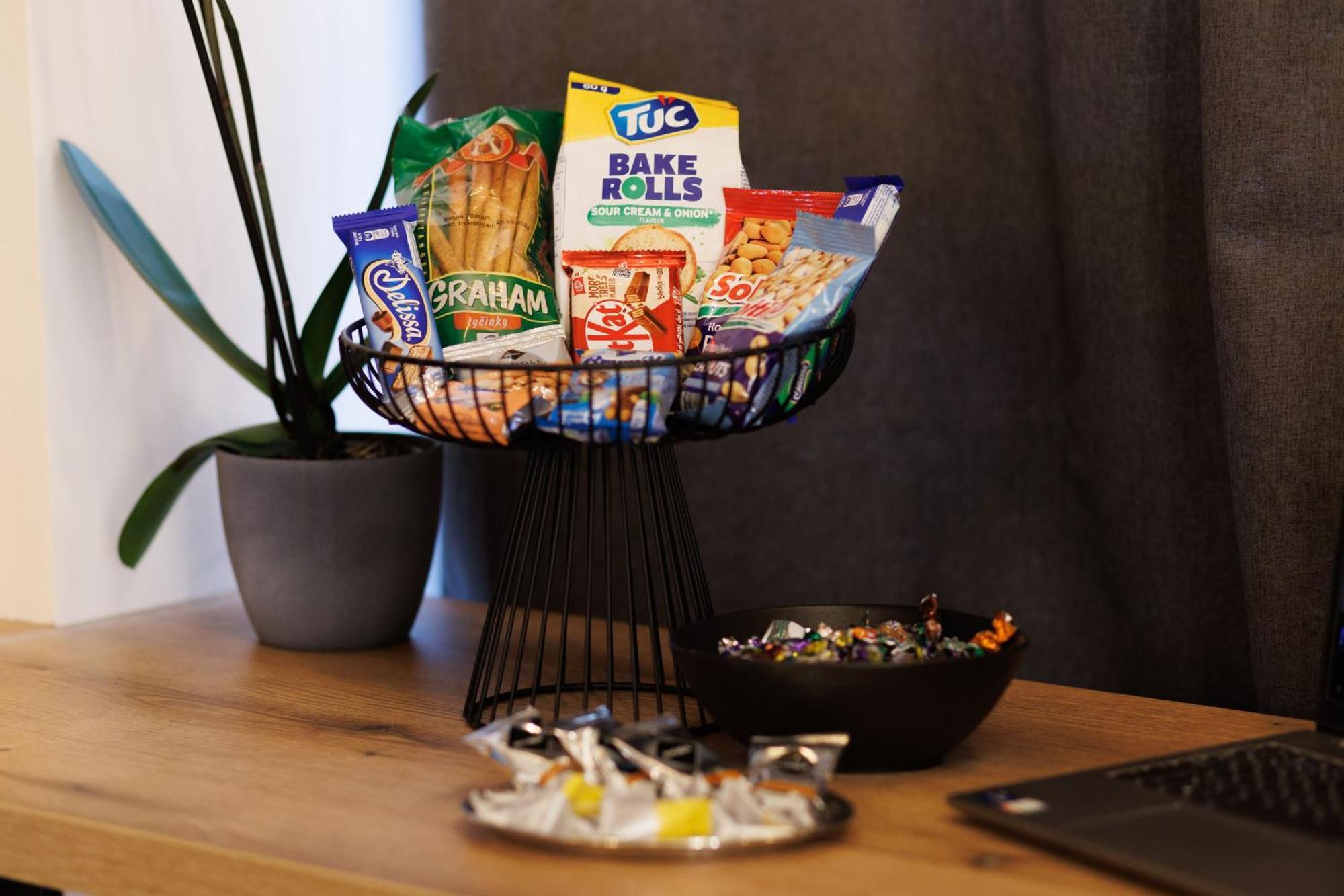 ברטיסלאבה Leo Apartment Suite & Private Spa Zone - Old City מראה חיצוני תמונה